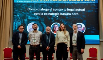 El panel en el que participó Jaquelina Tapia.