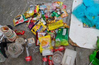 Movilizando al sector salud para prevenir la contaminación por plásticos